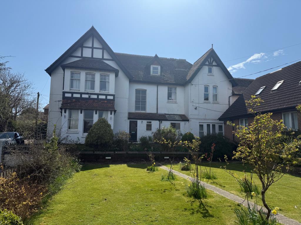 Lot: 105 - FORMER CARE HOME WITH CONSENT FOR CONVERSION TO NINE APARTMENTS - A View of the Back of the Building